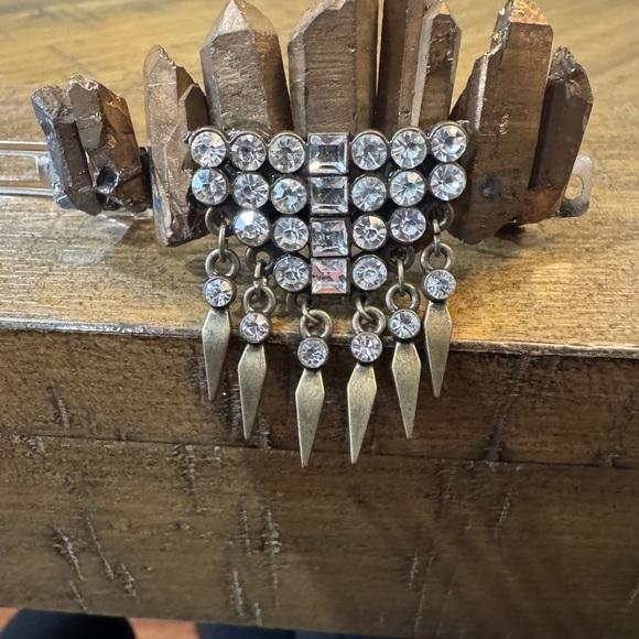 Handmade Crystal Hair Clip With Rhinestone Accents - Picture 3 of 6